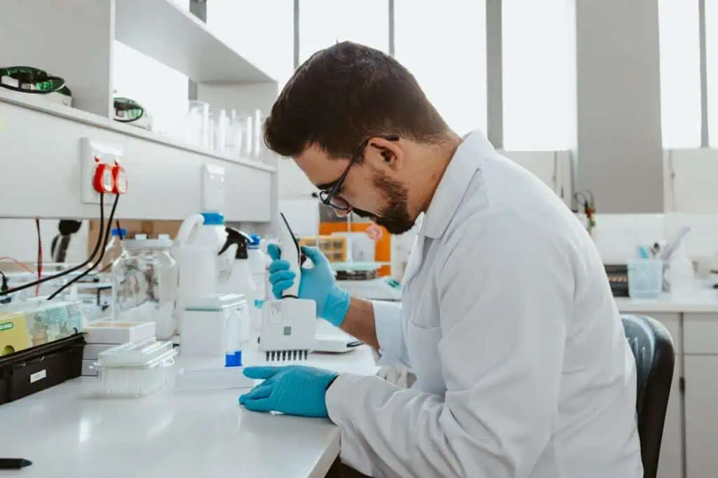 Man working in OneBio Lab