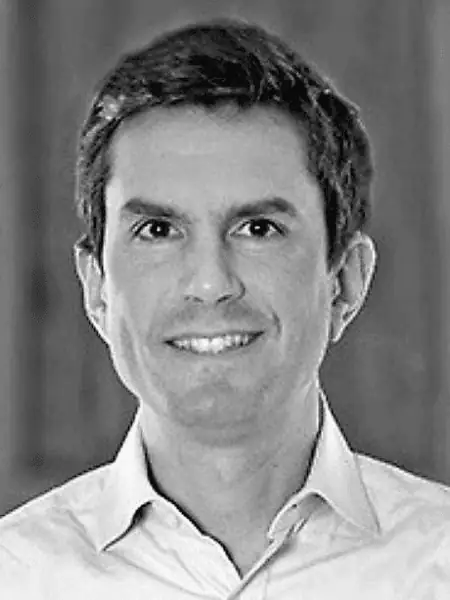 Close-up headshot of Dr. Benedikt Luhmann